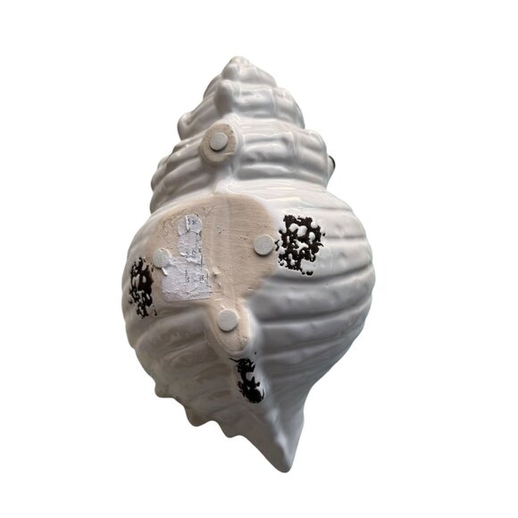 White Ceramic Conch Shell Planter / Vase With Distressed Black Details - Picture 7 of 13